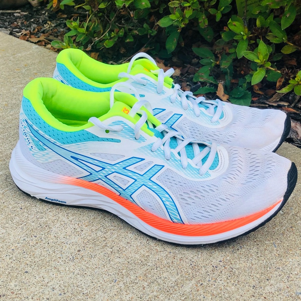 ASICS Sneakers
